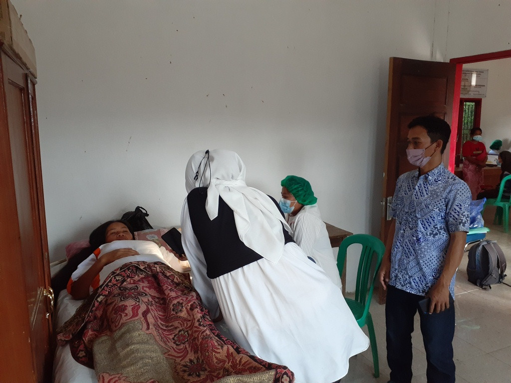 Pelayanan KB MKJP (Implan dan IUD)