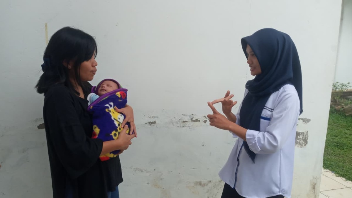 Pemantauan pertumbuhan dan perkembangan anak berusia di bawah lima tahun (balita).