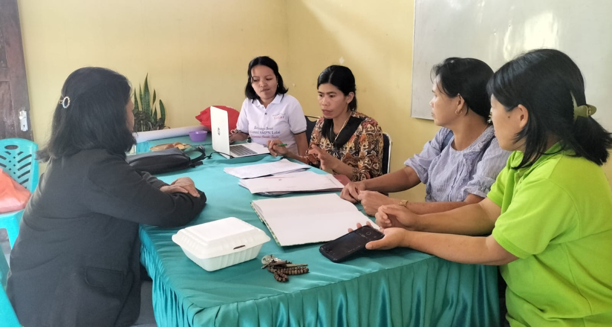 Pertemuan Pengurus Rumah Dataku