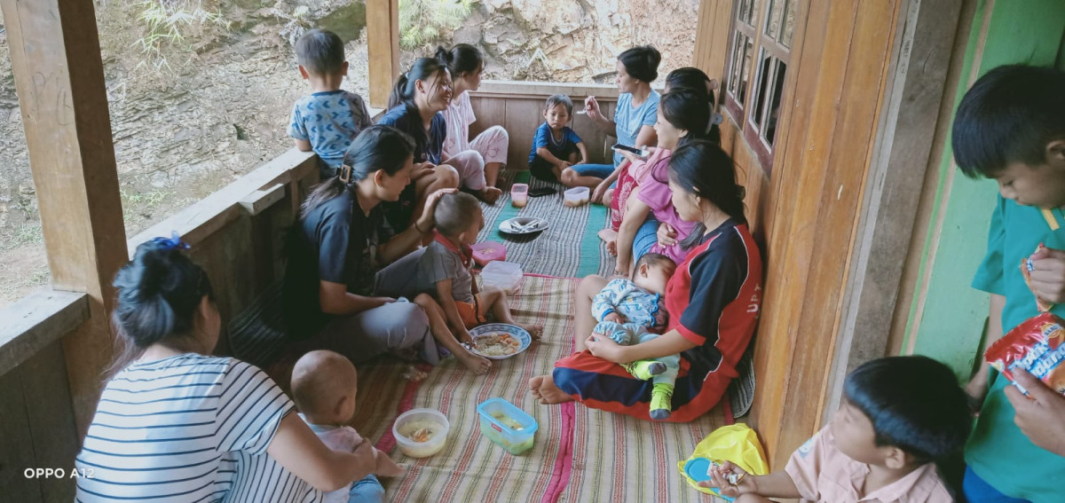 Pemberian PMT bagi anak stunting