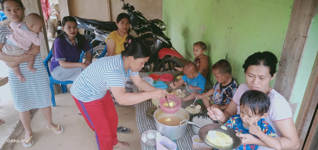 Pemberian makanan tambahan kepada anak gizi kurang
