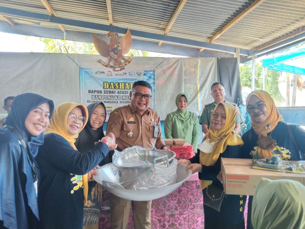 Penyerahan alat dapur