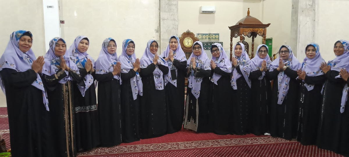 Memperkuat tali silaturahmi