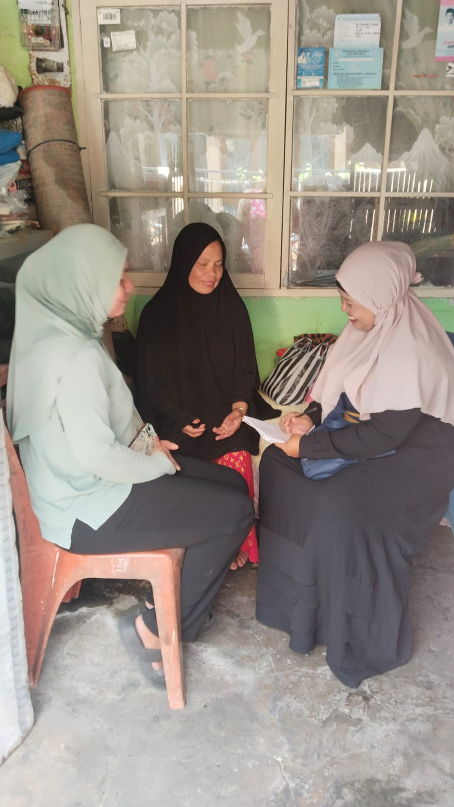 mengecek data warga yg belum mempunyai kk dan KTP