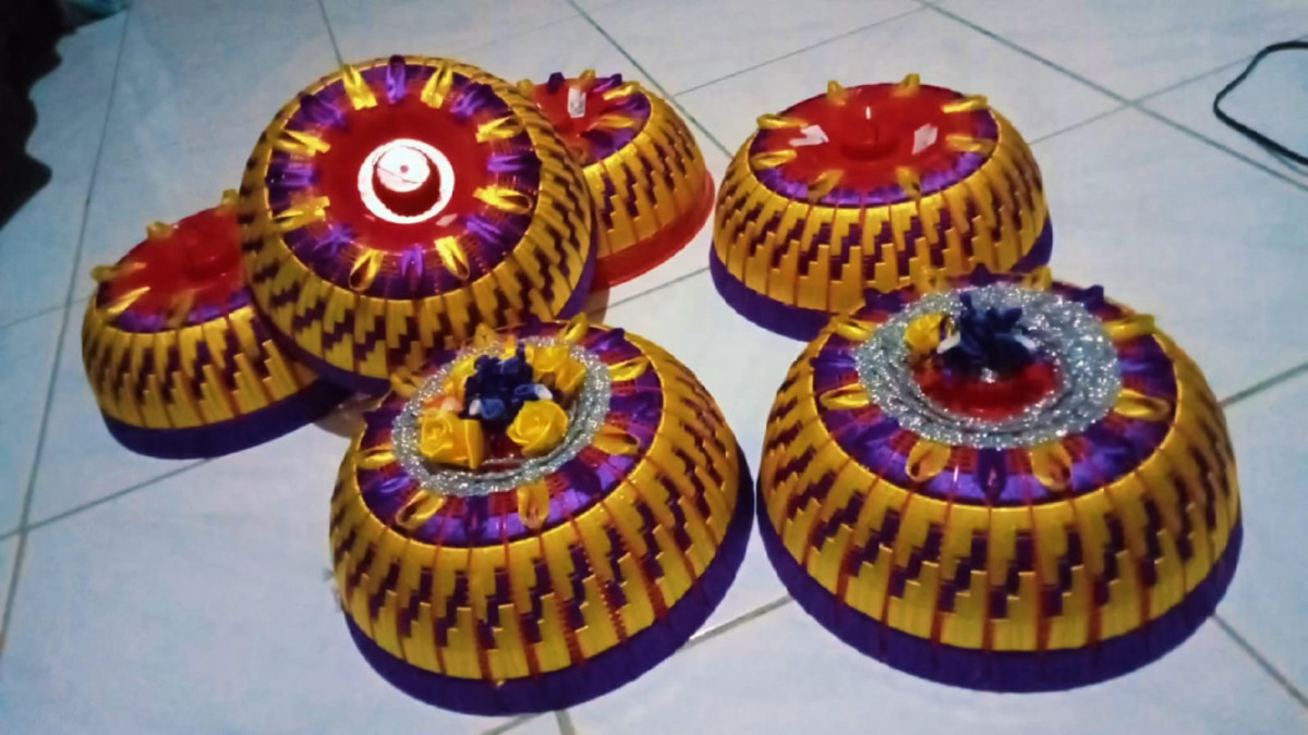 Meningkatnya kemandirian ekonomi keluarga (UPPKA KELURAHAN MANGGALA)