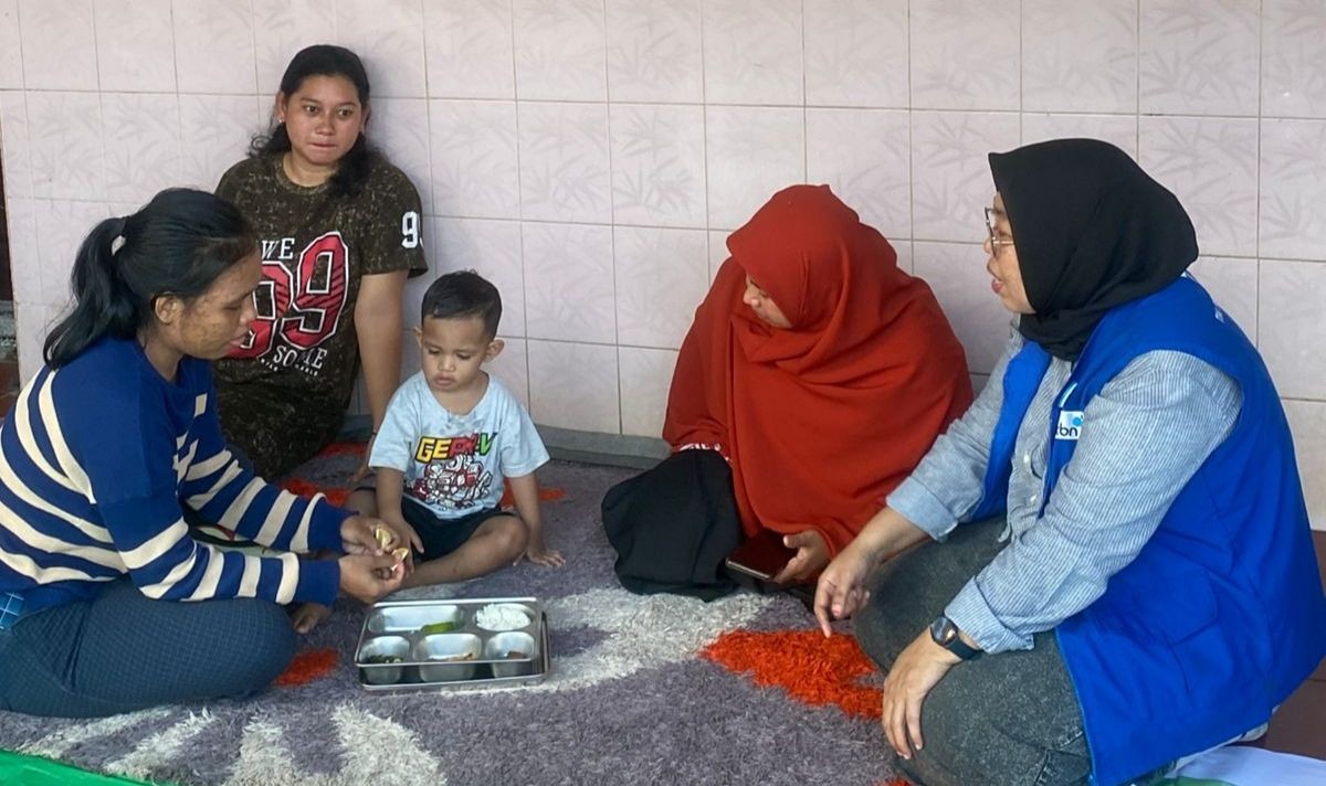 Pemberian makanan tambahan bagi anak usia 6-23 bulan