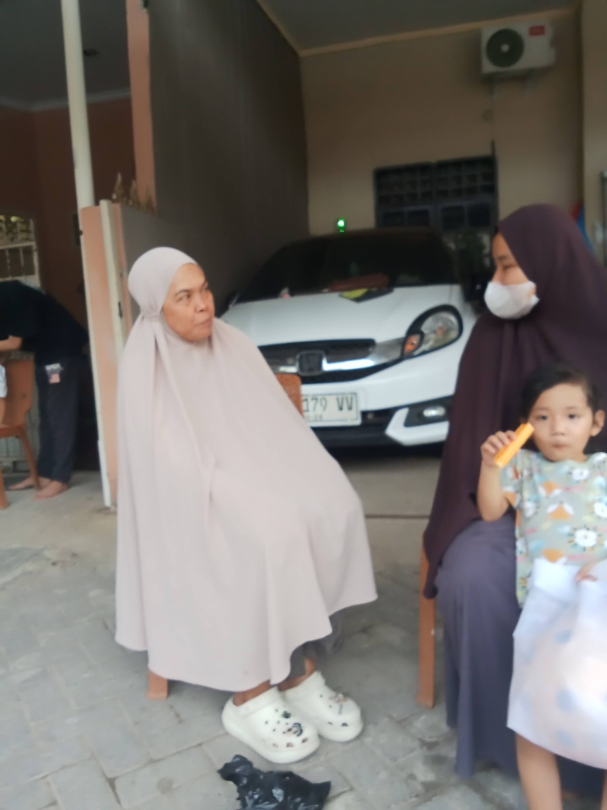 Melakukan konseling terhadap pus