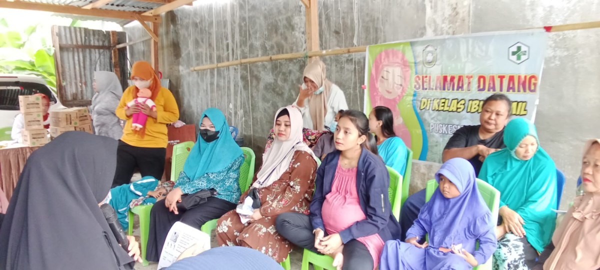 Kegiatan Posyandu di Jln. Pinisi dihadiri oleh warga RT 01 RW 05, Tenaga Medis Puskesmas Lumpue, Kader Posyandu Cenderawasih 05, kader Tim Pengerak PKK Cappa Galung, pengurus Kampung KB dan FKS Cappa Galung