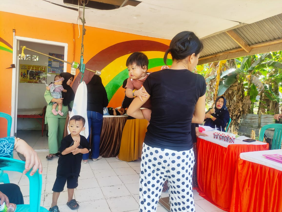 Monitoring Pelaksanaan Posyandu