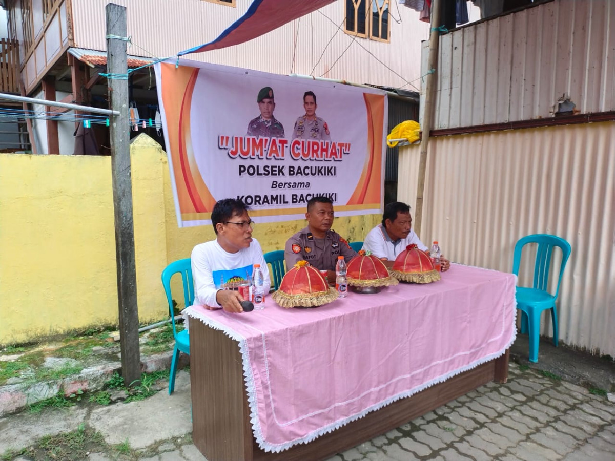 Mengikuti Kegiatan Jum'at Curhat