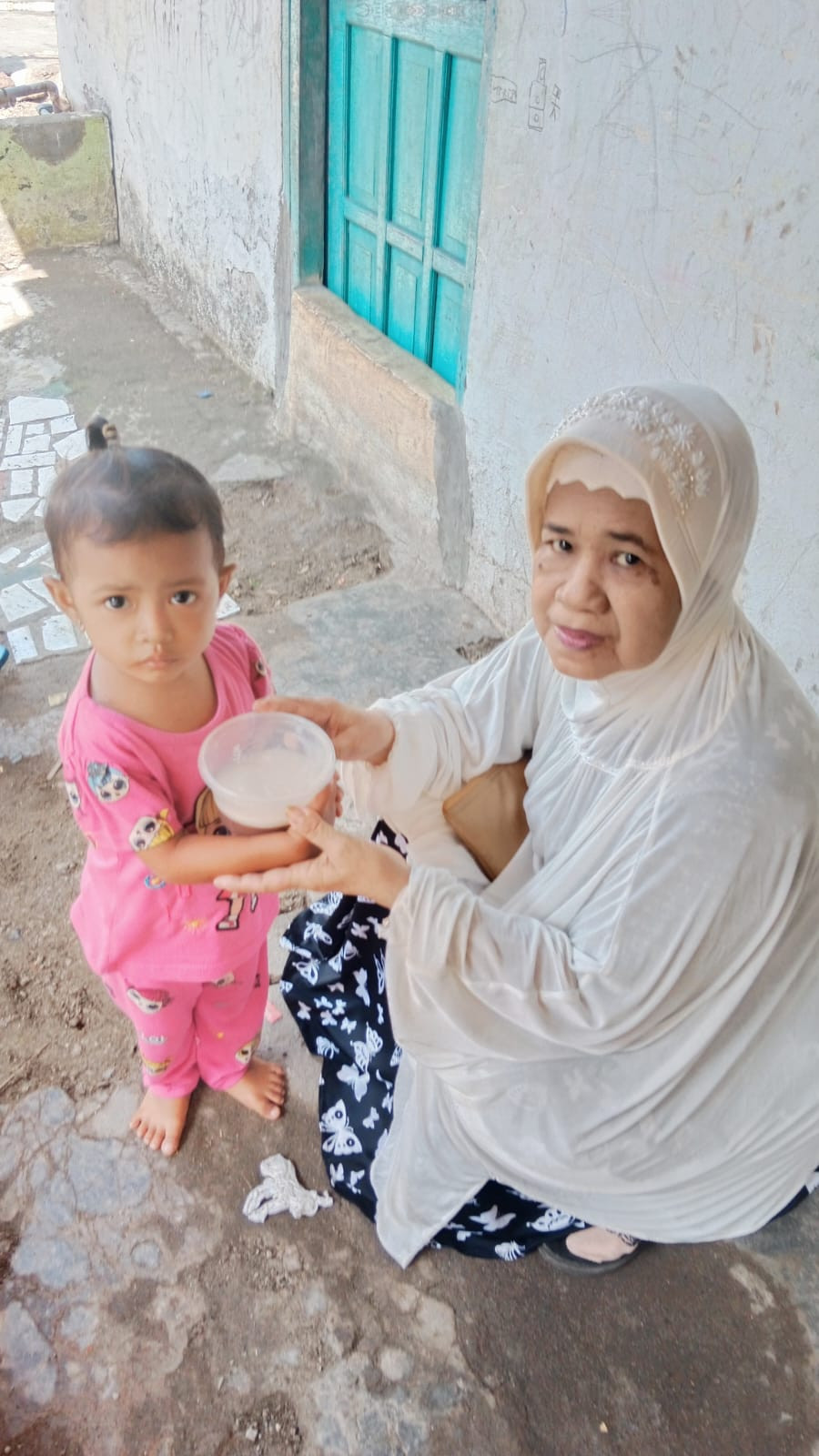 Melaksanakan DASHAT kepada Bumil KEK dan Baduta/Balita Berisiko & Stunting di Wilayah RT 03 RW 03 oleh Kader Posyandu Cenderawasih 5