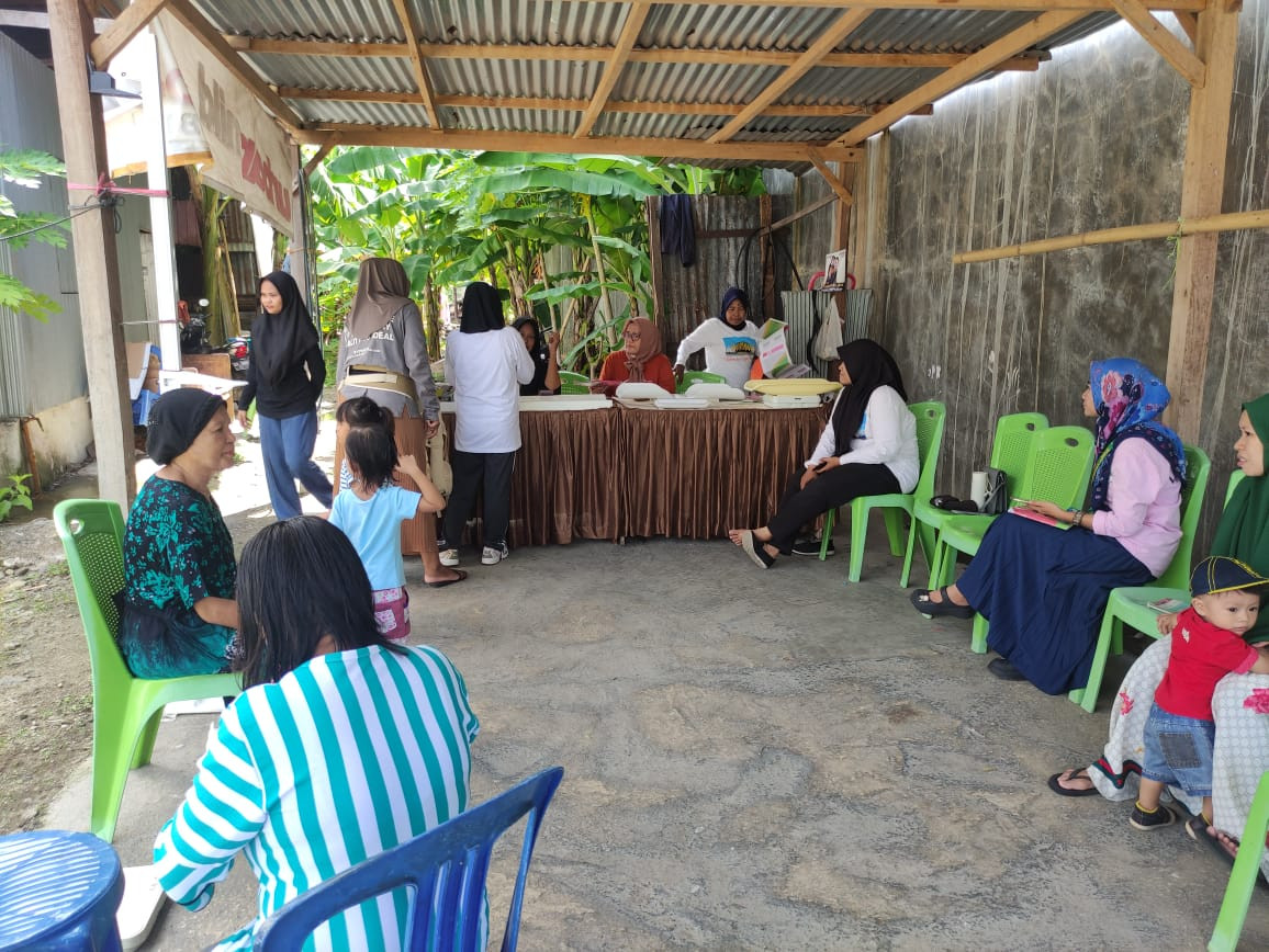 Melaksanakan Kegiatan Posyandu