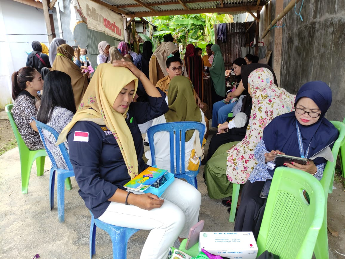 Monitoring Kegiatan Posyandu Cenderawasih 6 yang dihadiri oleh Ketua TP. PKK, Tenaga Kesehatan UPTD Puskesmas Lumpue, Ketua RT dan RW 05, Kader Posyandu,  OPD KB Cappa Galung dan Pengurus Kamp. KB "Geddongnge" beserta warga masyarakat