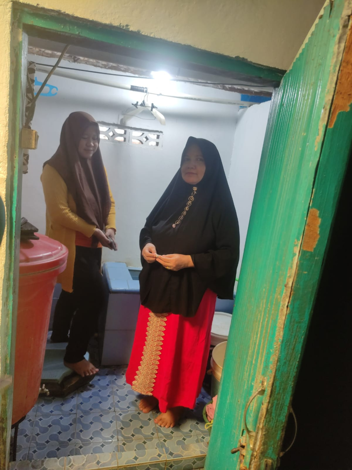 Screening Pemberantasan Sarang Nyamuk dan Pembagian Bubuk Abate