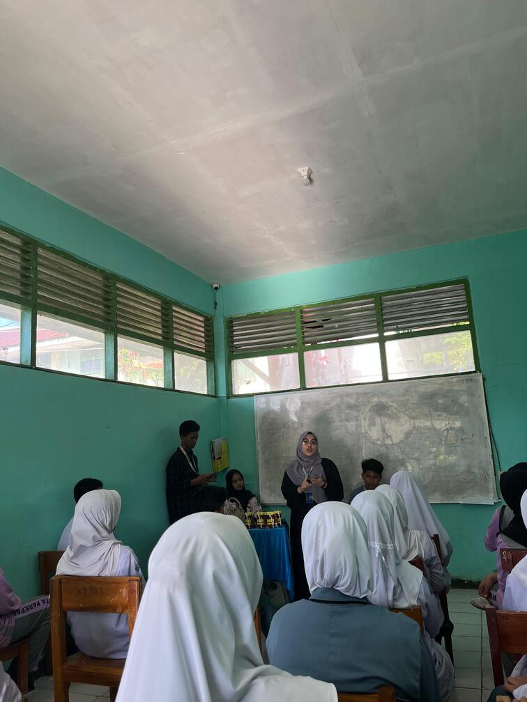 Monitoring Kegiatan PIK Remaja di UPT SMA Neg. 02 Parepare