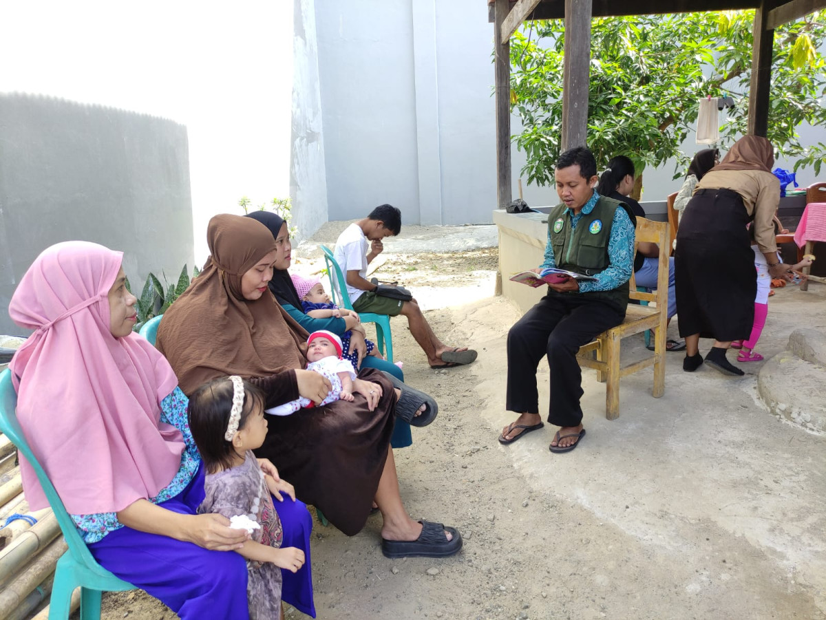 Pemberian KIE kepada Ibu dan Keluarga Baduta/Balita terkait PHBS dan Gizi Seimbang Guna Penanganan Stunting