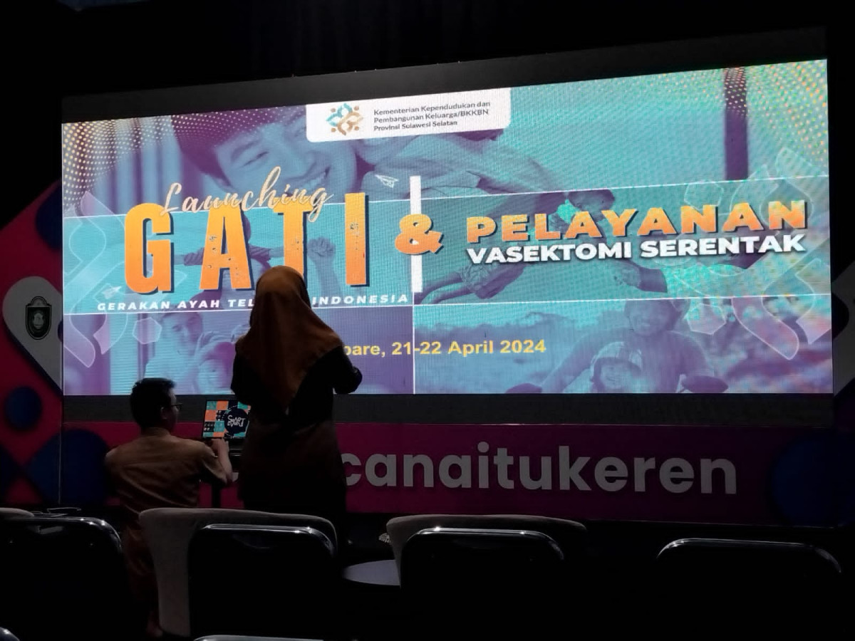 Mengikuti Launching GATI yang dihadiri oleh Kadis BKKBN, Kabid Pengendalian Penduduk, Perwakilan DP3A, Pengurus Kamp. KB, dan orang tua
