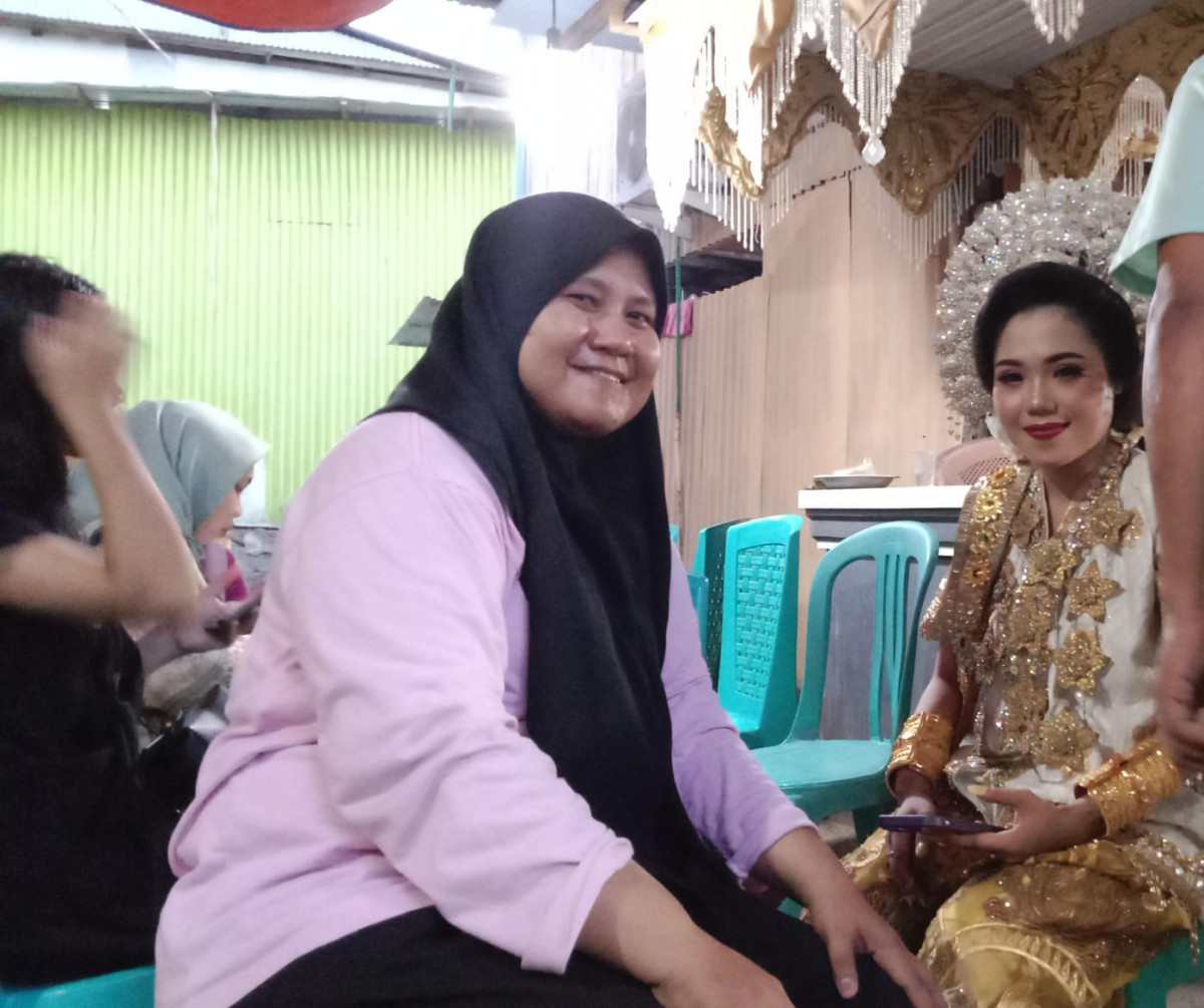 Screening Kesehatan Calon Pengantin di Wilayah RW 01 oleh bidan Kelurahan, Kader TPK, Pengurus kamp. KB "Geddongnge" dan Calon Pengantin