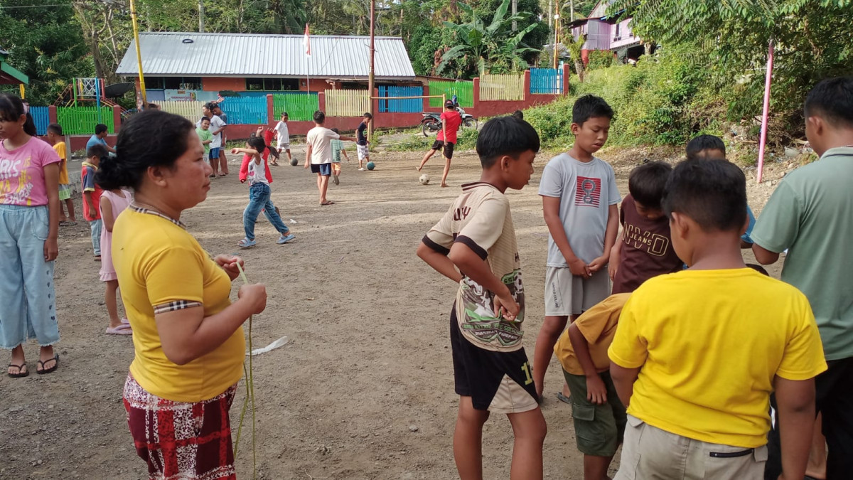 Melaksanakan Lomba Memperingati HUT RI ke-80 oleh Ketua RW 02, Pengurus Kamp. KB "Geddongnge", dan Warga Sekitar