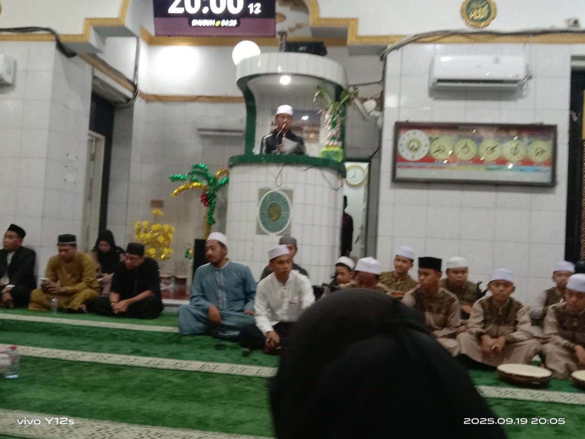 Mengikuti Kegiatan Peringatan Maulid Nabi Muhammad SAW 1447 H