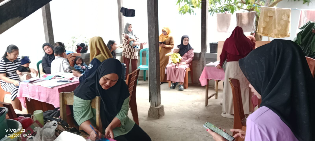 Melaksanakan Kegiatan Posyandu