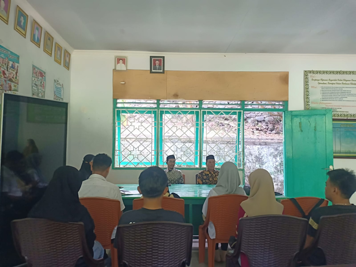 Melakukan Pendampingan Catin oleh KUA Kec. Bacubar, pihak kecamatan Bacubar, kader TPK Bacubar dan Pengurus Kamp. KB se-kecamatan Bacukiki Barat