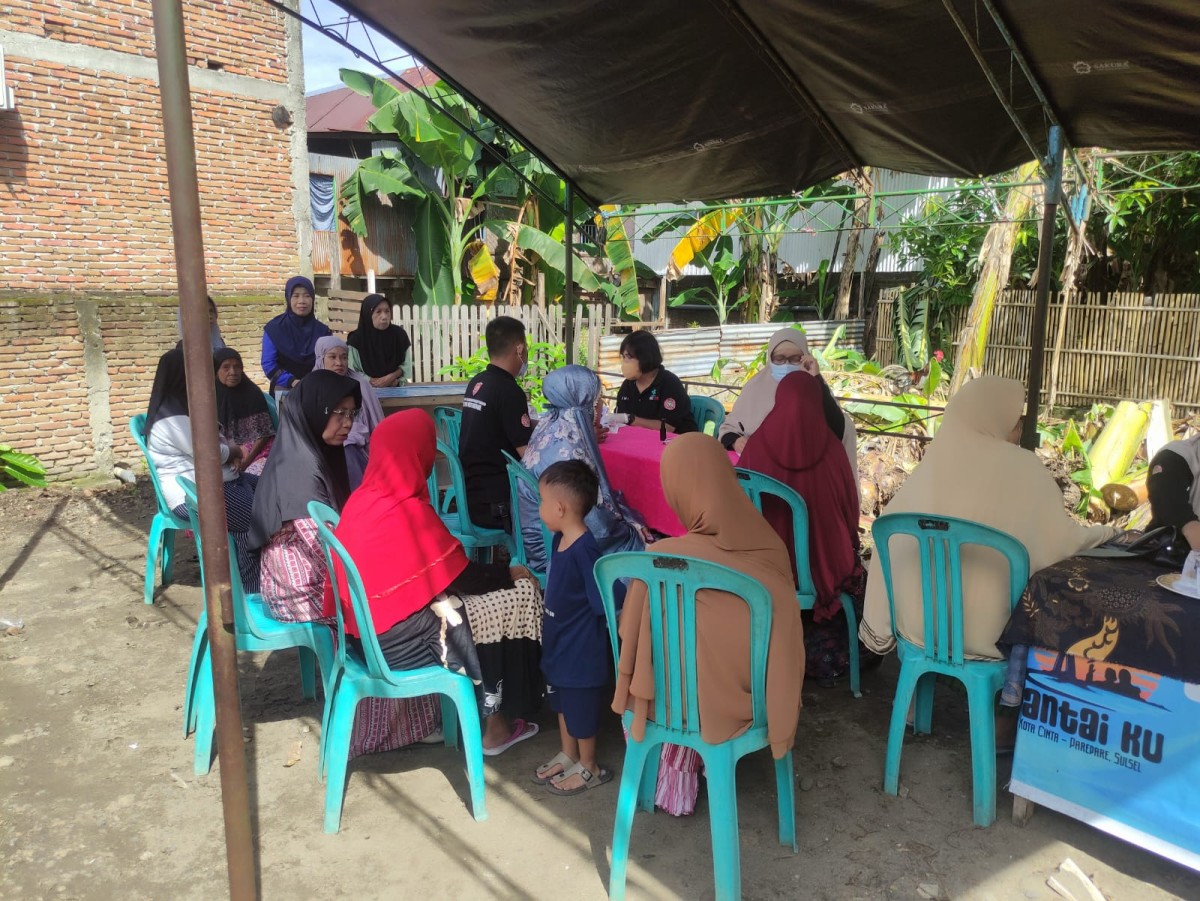 Mengikuti Kegiatan Call Centre 119 (Jum'at Peduli)