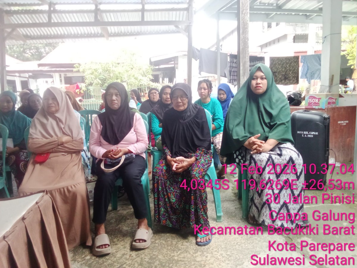 Melaksanakan Pertemuan Rutin PKH oleh Pendamping PKH, Kasi Kesra Kelurahan Cappa Galung, Pengurus Kamp. KB "Geddongnge" dan Penerima PKH