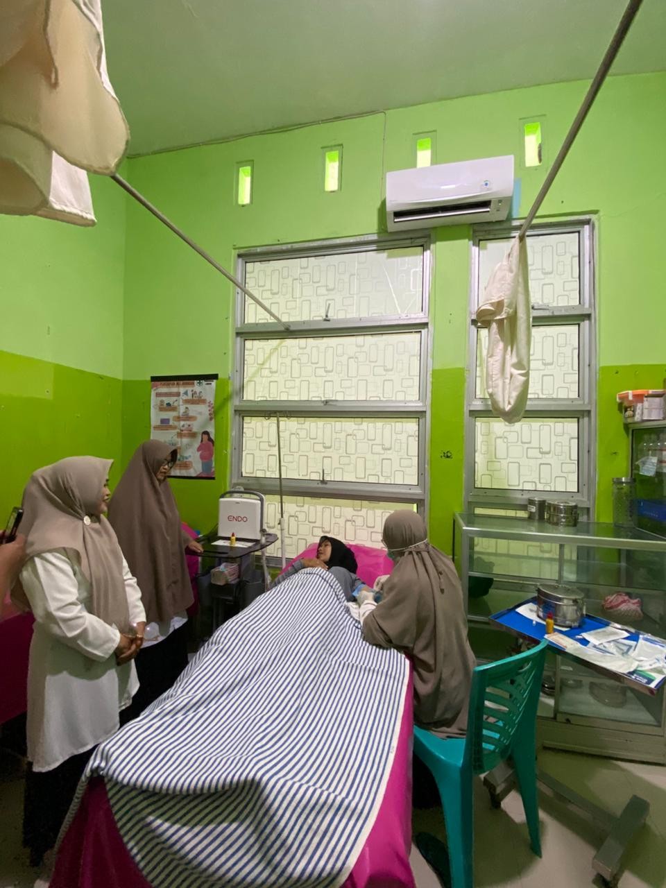 Mengikuti Pendampingan Pemasangan Alat Kontrasepsi Modern