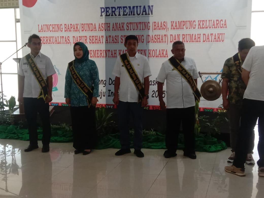 pencanangan Bapak/Ibu Asuh Anak Stunting (BAAS), Kampung KB, DASHAT dan Rumah Dataku Pemerintahan Kabupaten Kolaka