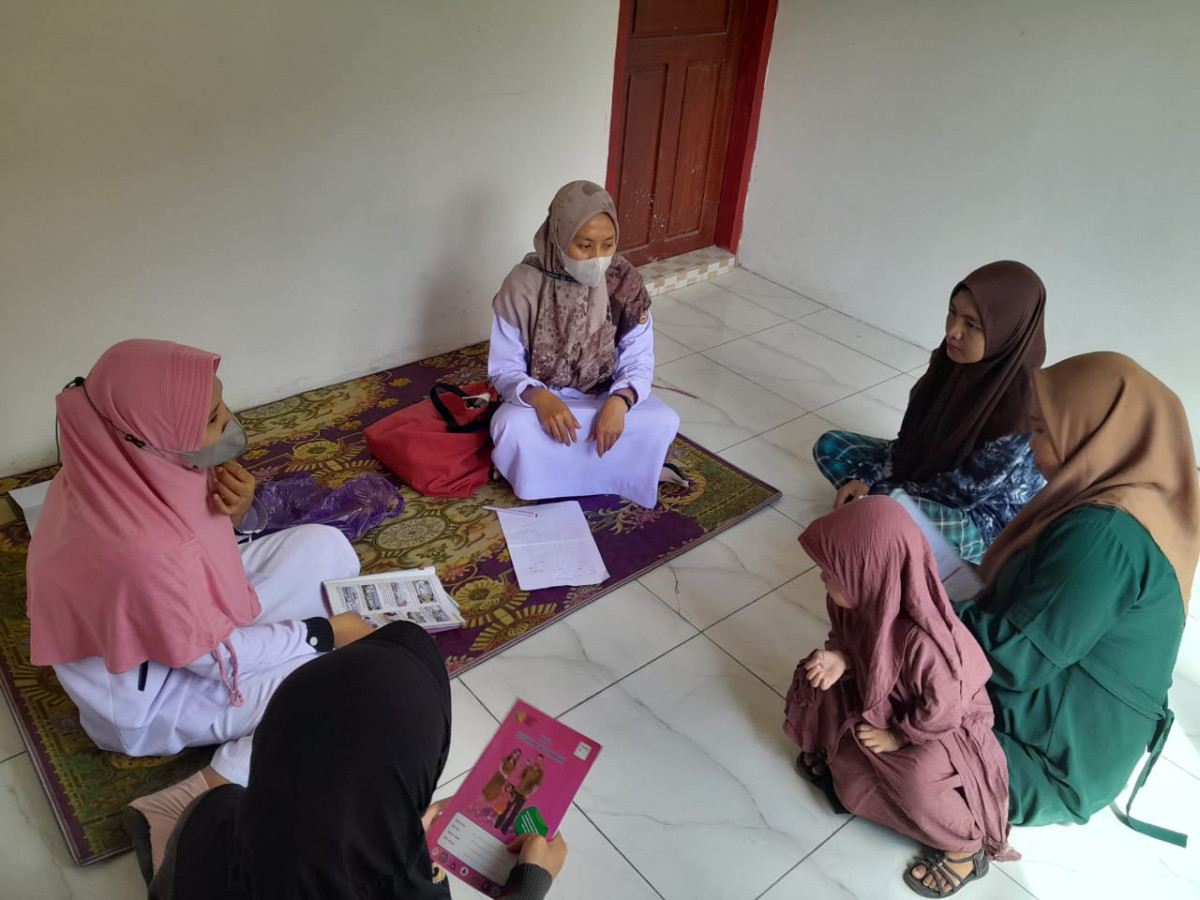 PEMBERIAN KIE KEPADA IBU HAMIL