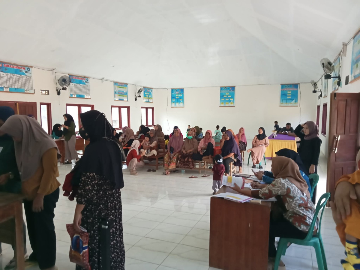 POSYANDU DI KAMPUNG KB