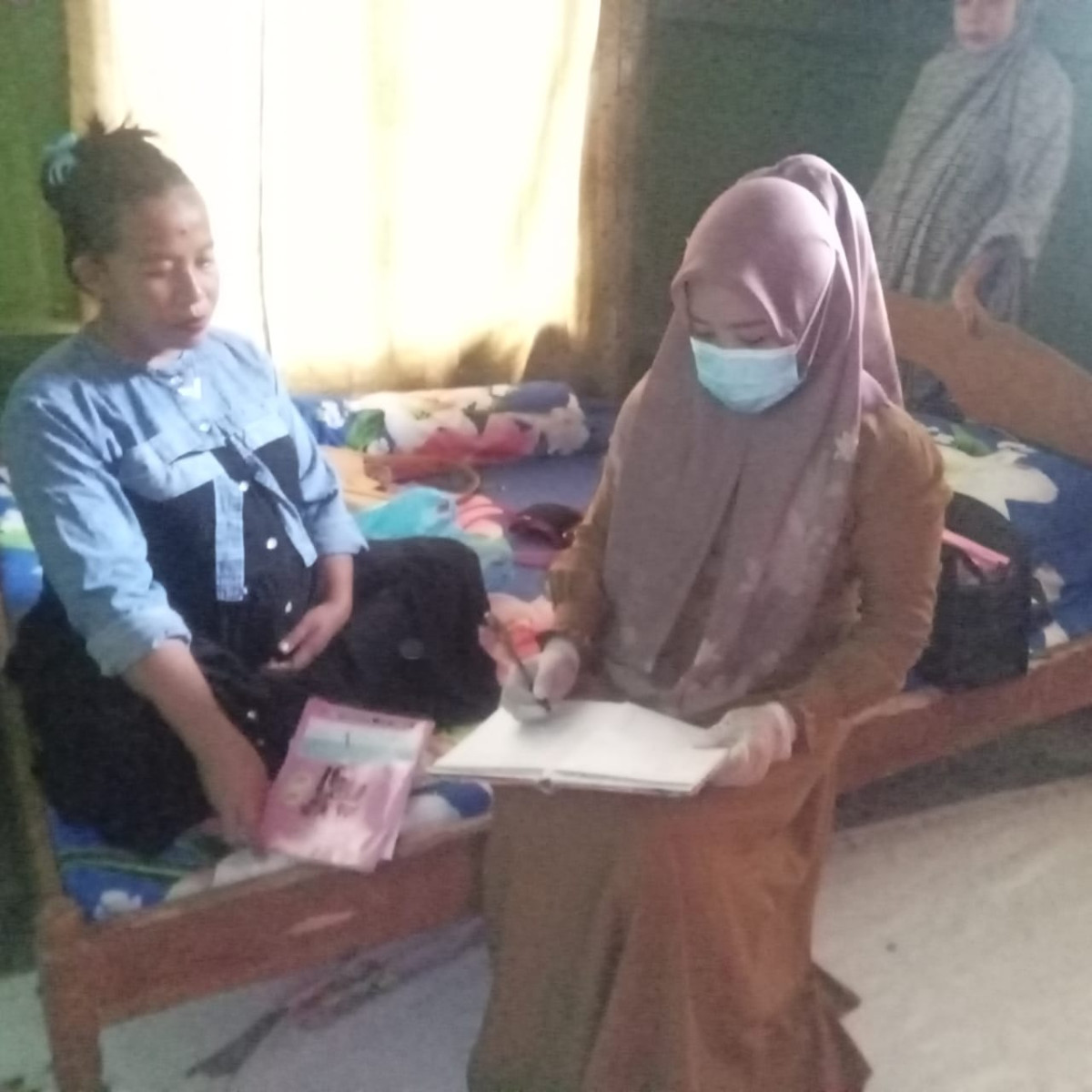PEMERIKSAAN IBU HAMIL