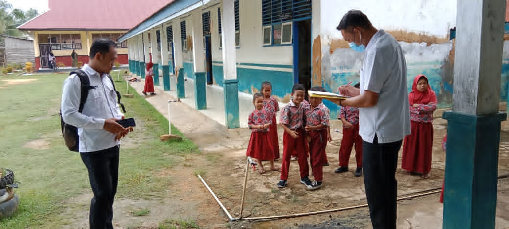 Mengikuti Kegiatan Inspeksi Kesehatan Lingkungan Di Tempat Umum