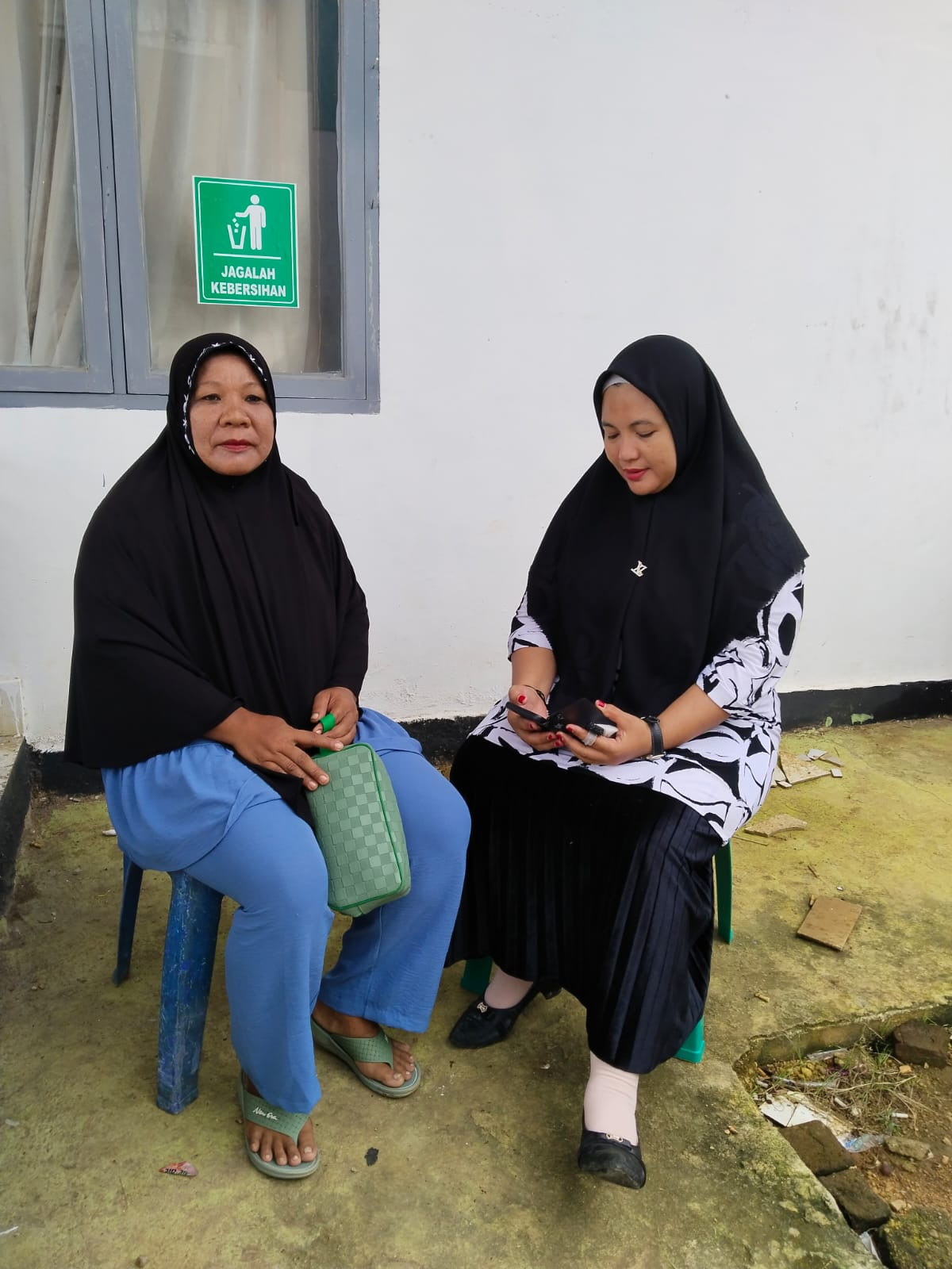 Melakukan KIE Individu kepada akseptor KB implant