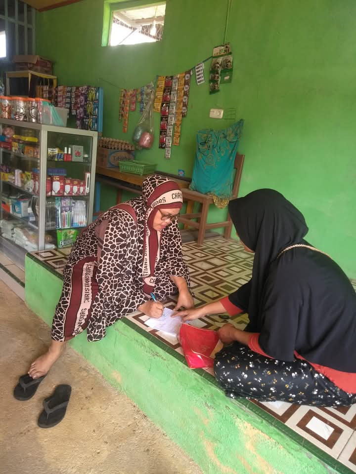 Melakukan KIE individu kepada ibu balita
