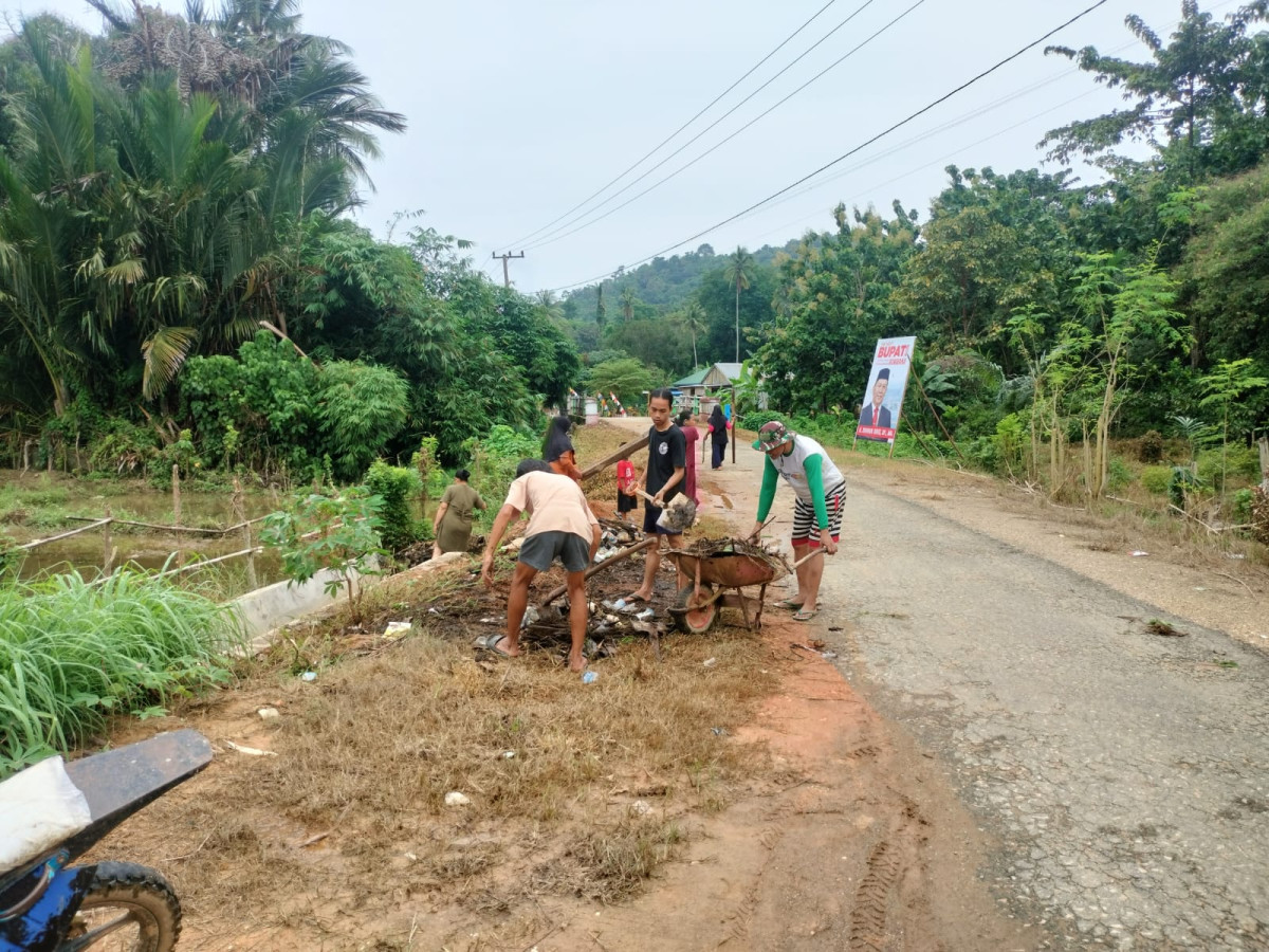KERJA BAKTI