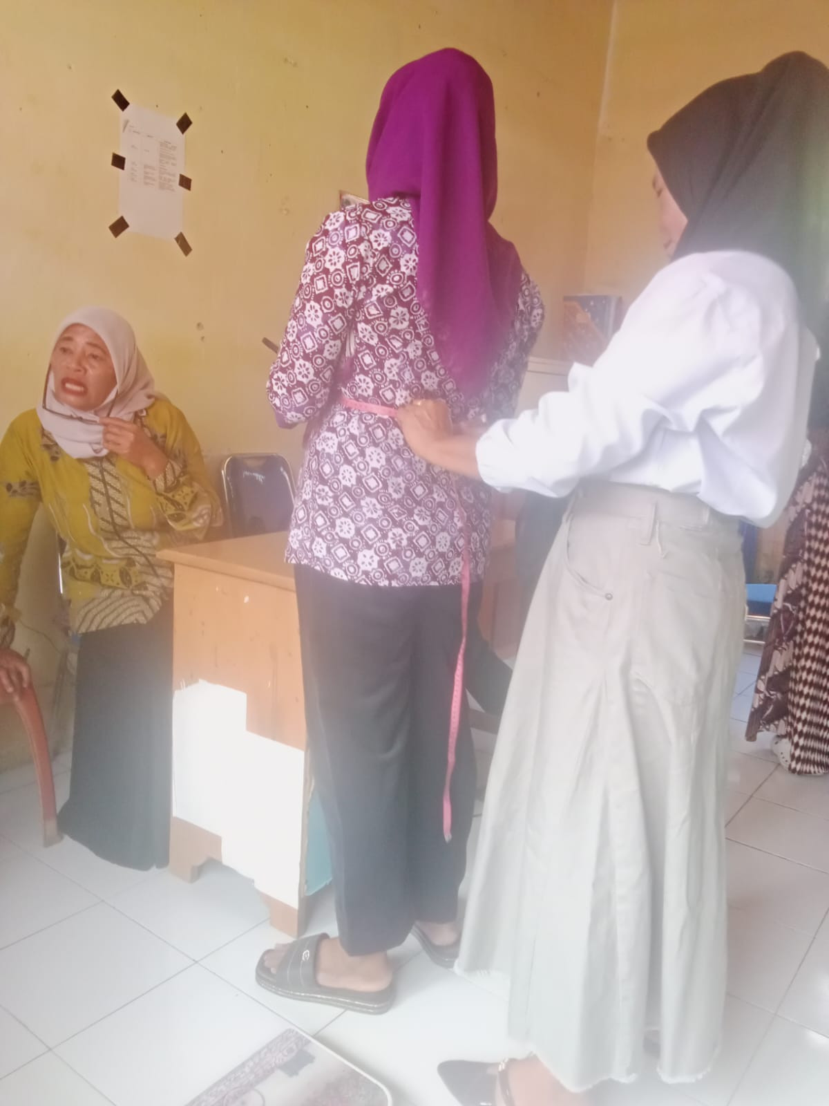 pengukuran lingkar lengan