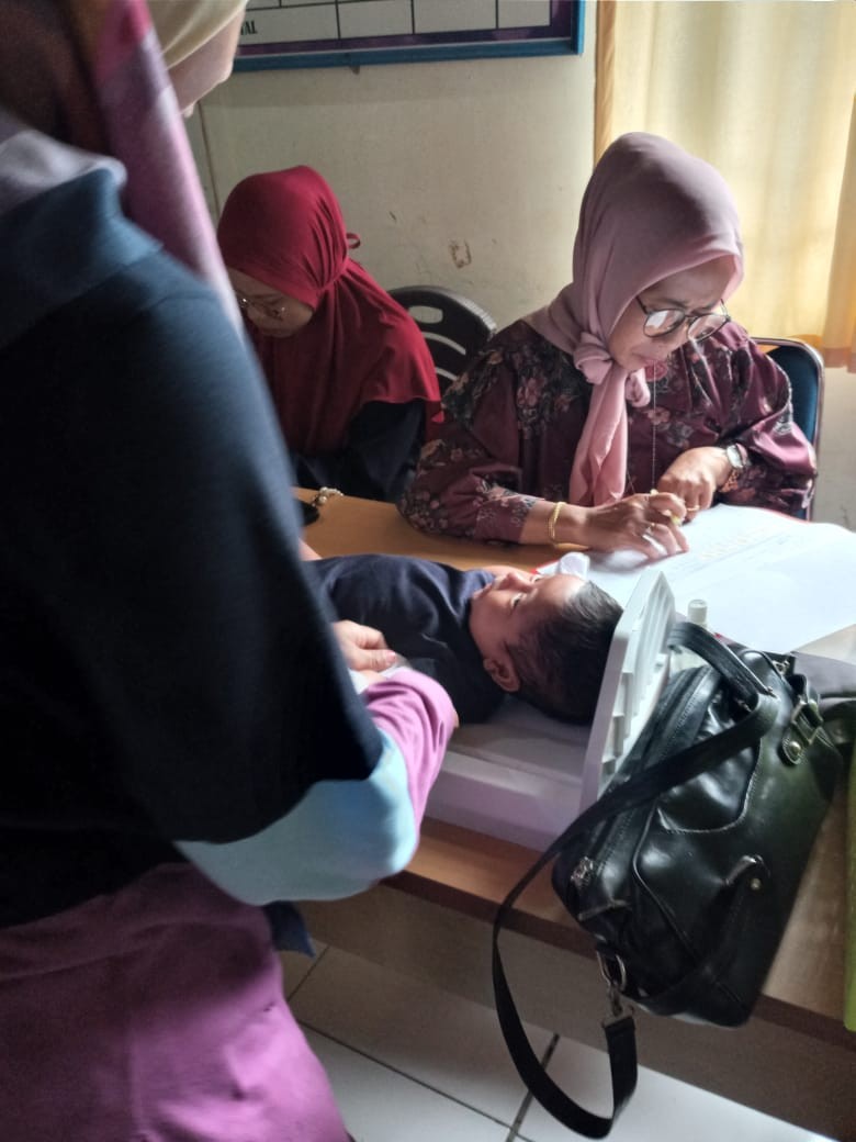 PENGUKURAN TINGGI BADAN PADA BALITA