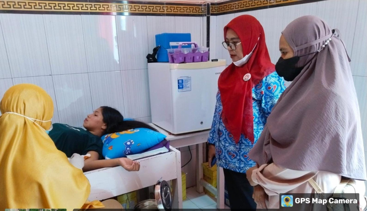 MELAKUKAN PELAYANAN MKJP