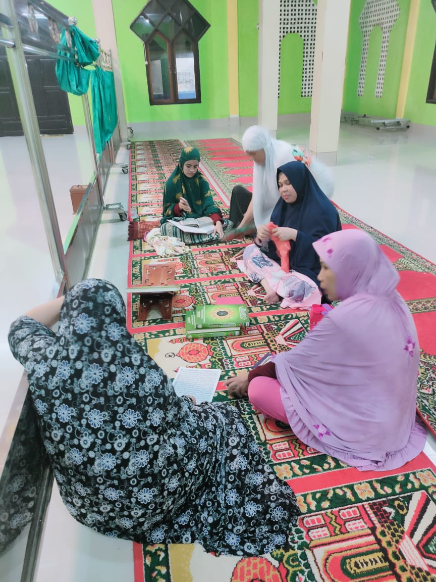 Pengajian rutin setiap malam jumat