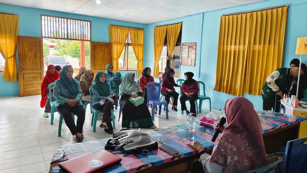 penyuuhan kelompok kepada tim penggerak PKK Kel Mokoau