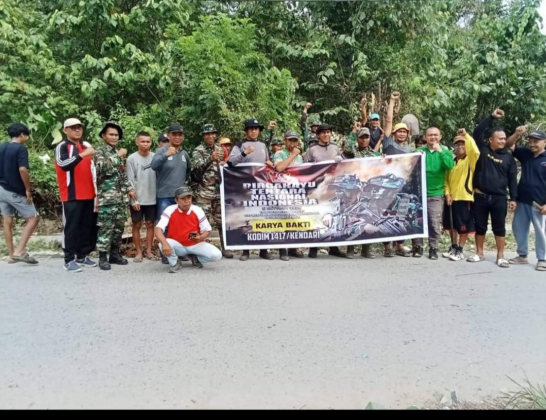 kegiatan gotong royong dan kerja bakti dalam rangka HUT TNI