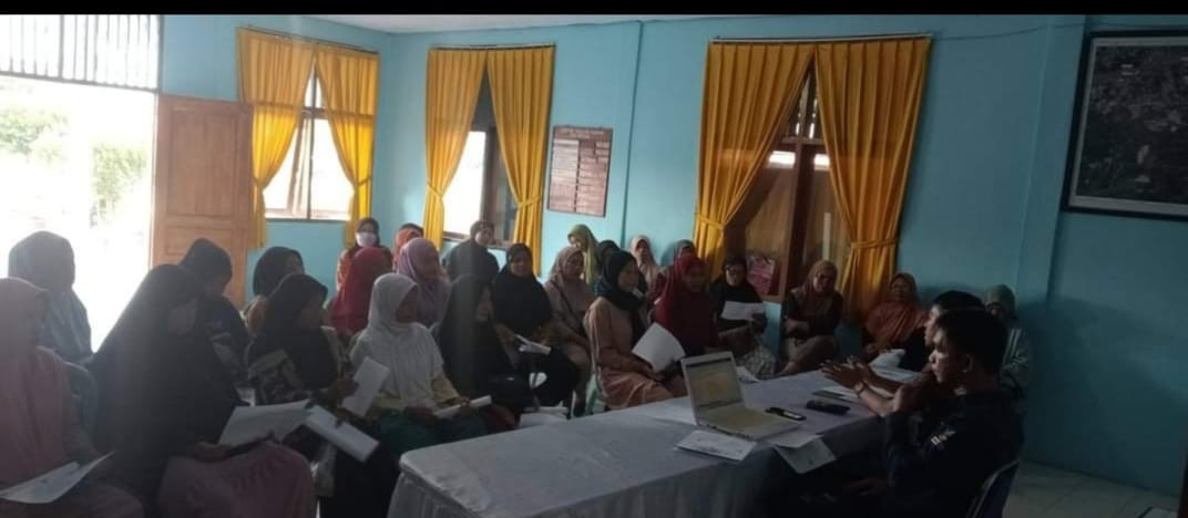 Kegiatan Sosialisasi BPJS Ketenagakerjaan pada Penerima PKH Kelurahan Mokoau