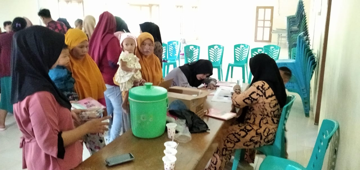 Pelaksanaan posyandu di desa ambara