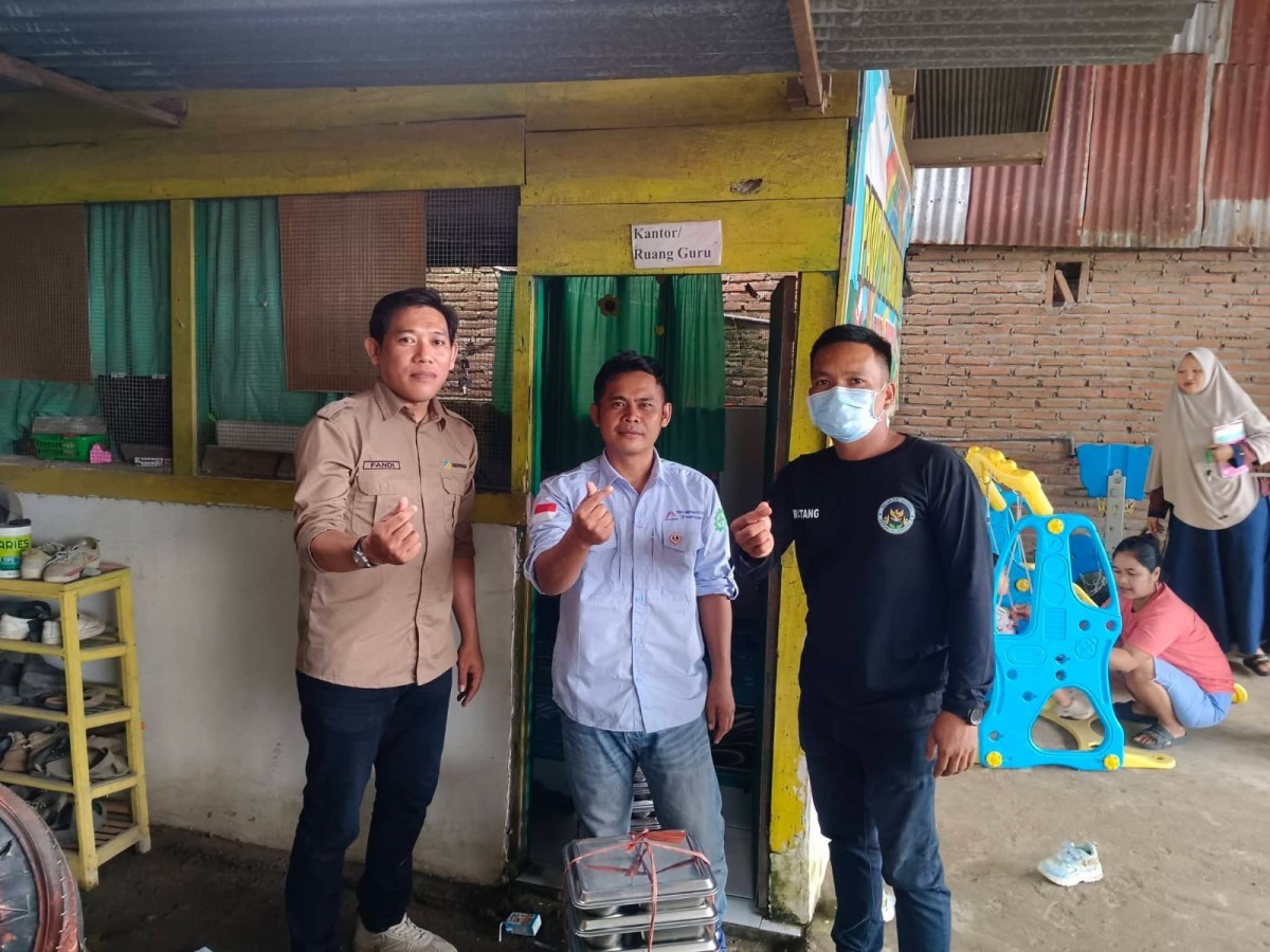 Poto Bersama dengan Petugas MBG dan Koordinasi Terkait MBG 3B