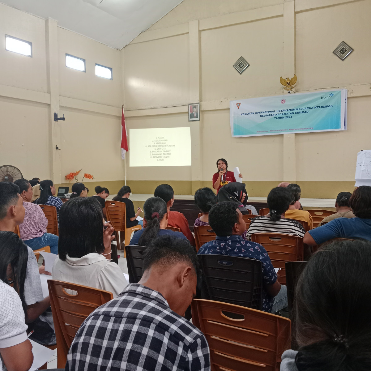 Oprasional ketahanan keluargaorang tua remaja