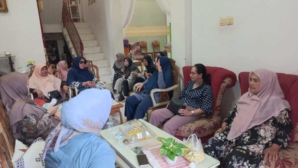 Pembinaan Kelompok BKR Dahlia