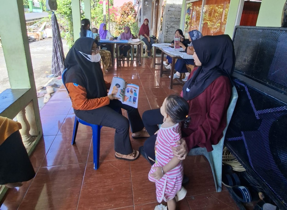 Edukasi kepada pasangan usia subur